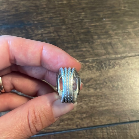 David Yurman Large Wheaton Ring - Picture 6 of 10